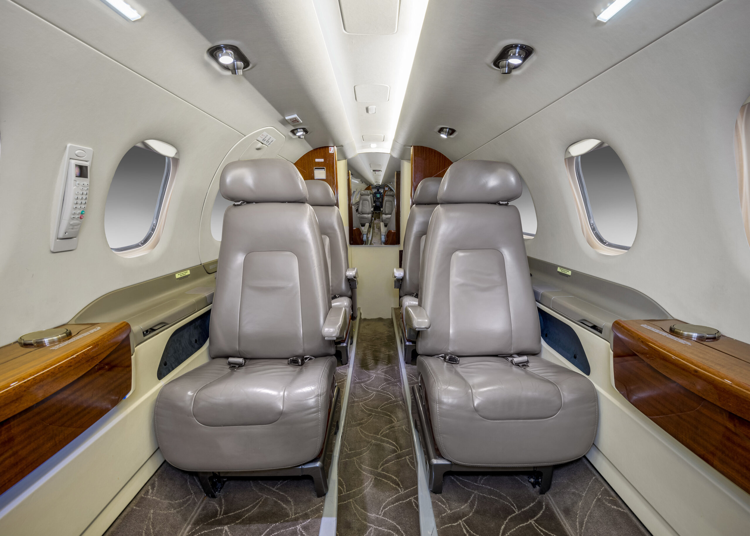 2012 Embraer Phenom 300