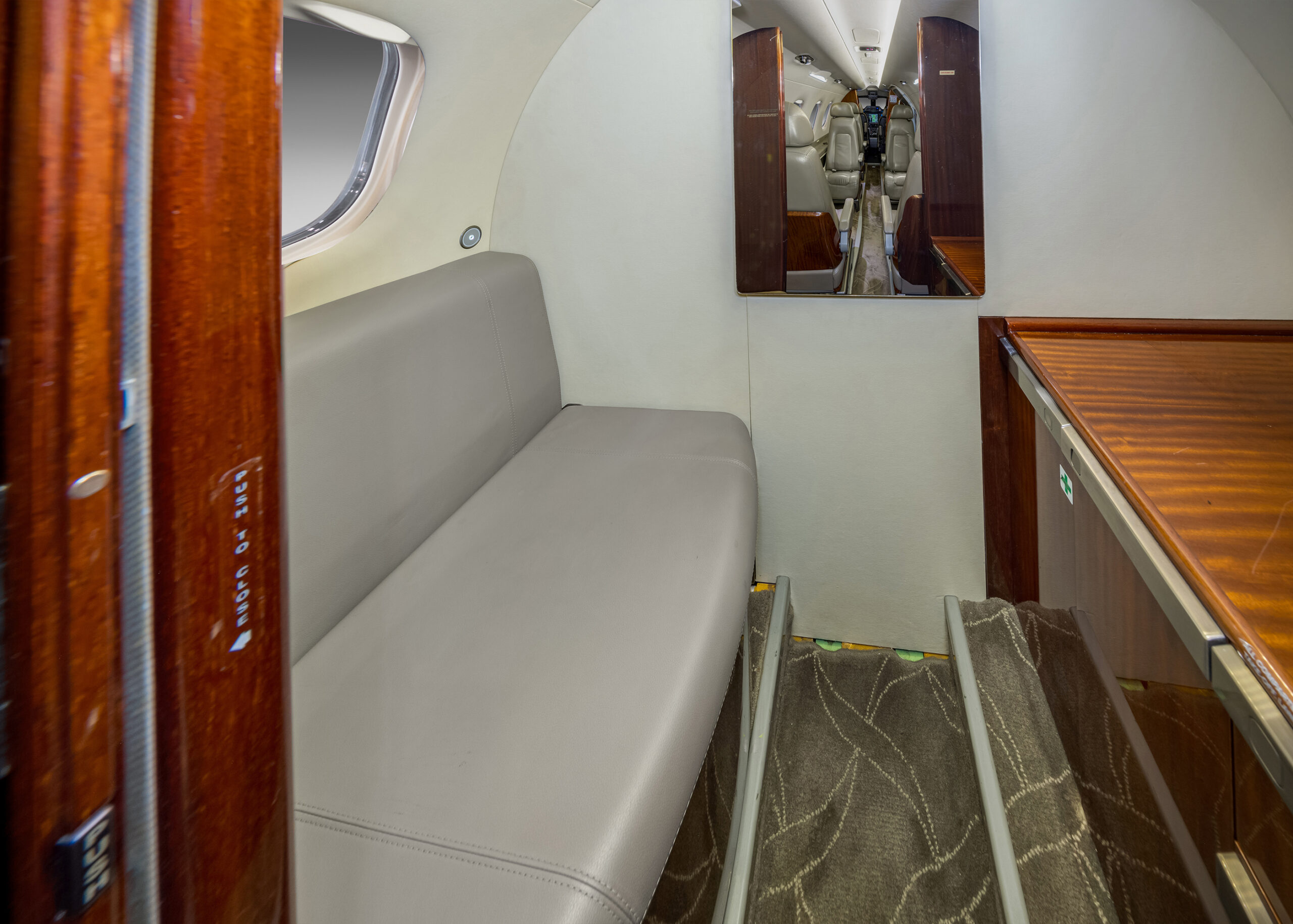 2012 Embraer Phenom 300