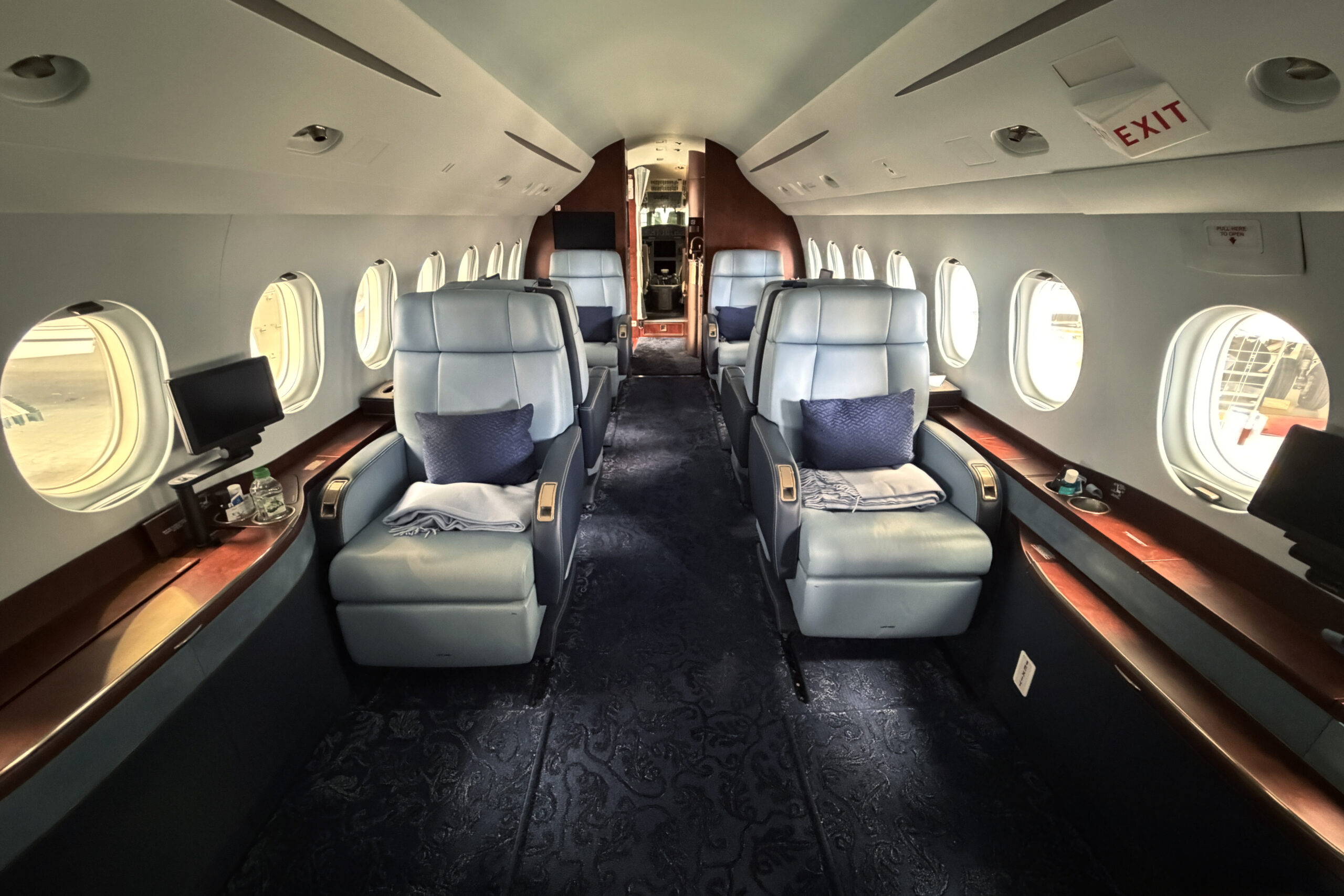 2016 Dassault Falcon 2000LXS
