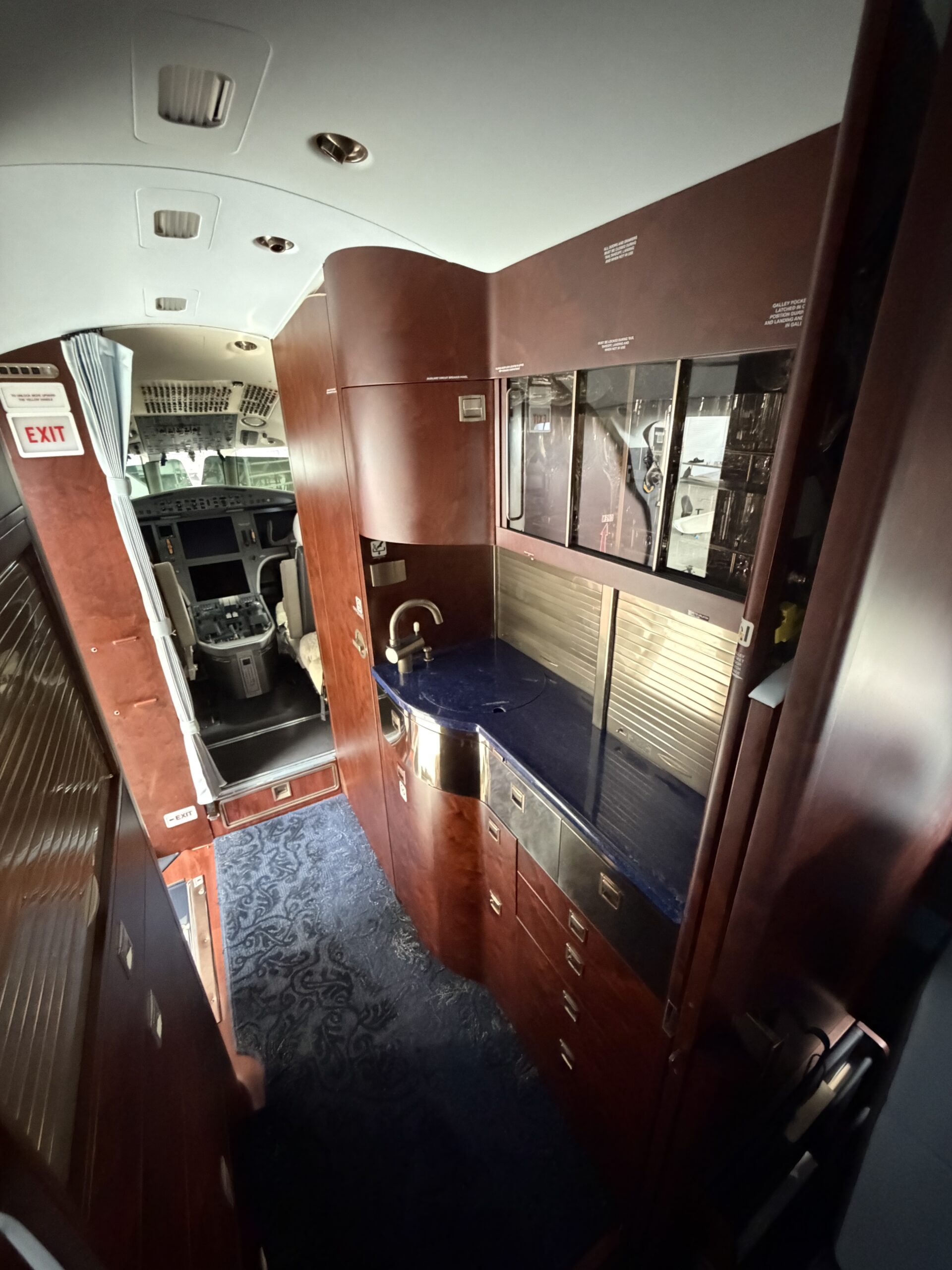 2016 Dassault Falcon 2000LXS